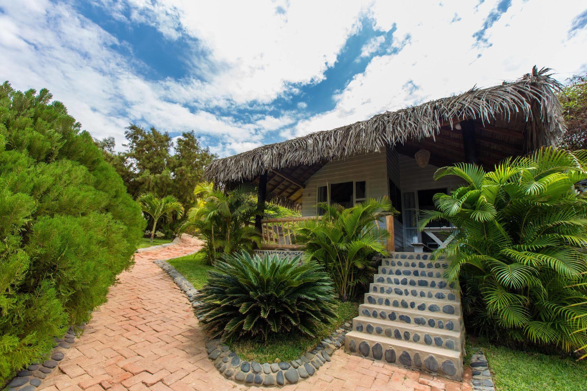 Villas Del Mar Mancora Exterior photo